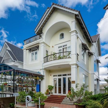 Da Quy Villa Da Lat Buitenkant foto